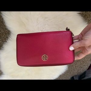 Tory Burch wallet